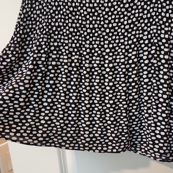 Adrianna Papell Black and White Blouse - Picture 3 of 5